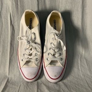 SOLD ✅ Converse Chuck Taylor All Star Low Top in White 🤍🖤